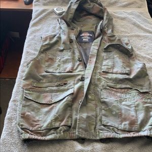 Wacko Unlimited sleeveless Camo jacket medium
